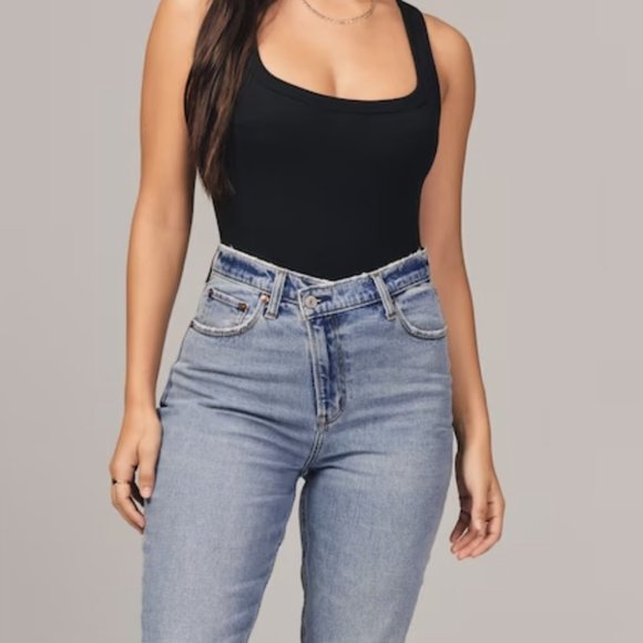 Abercrombie and Fitch Curve Love Ultra High Rise 90s Slim Straight Jean - Picture 2 of 4